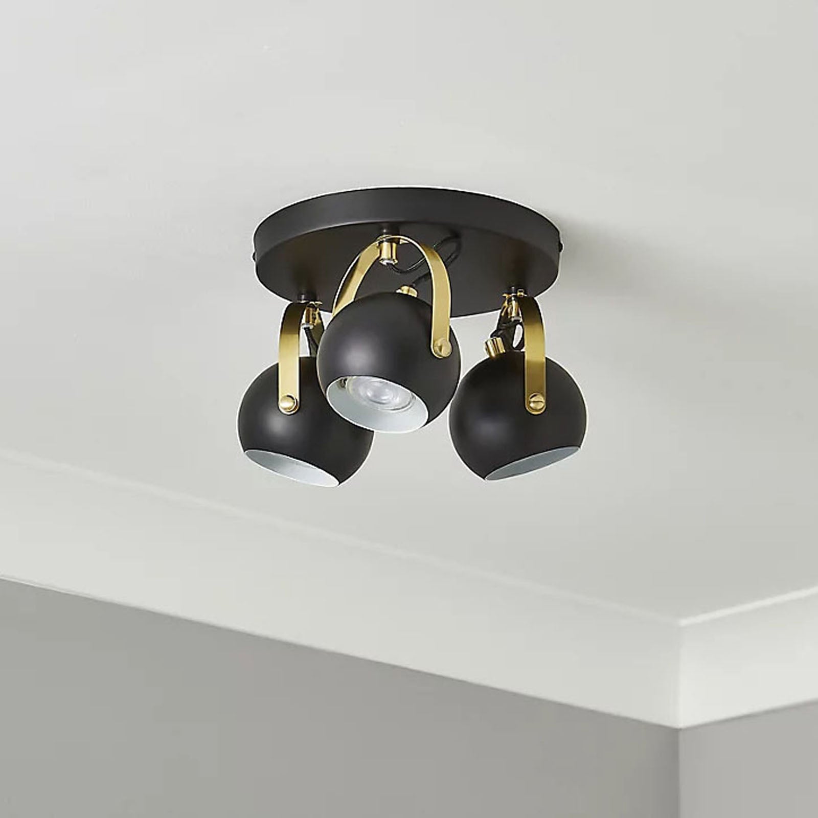 Ceiling Spotlight 3 Way Matt Black Modern Retro Style Round Shades LED IP20 240V - Image 1