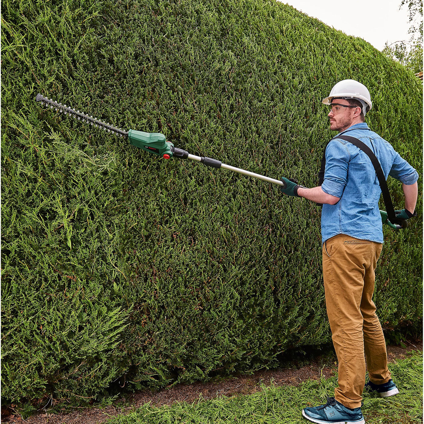 Bosch Cordless Hedge trimmer Universal Hedge Pole 450mm 18V 2.5Ah Li-ion Battery - Image 4