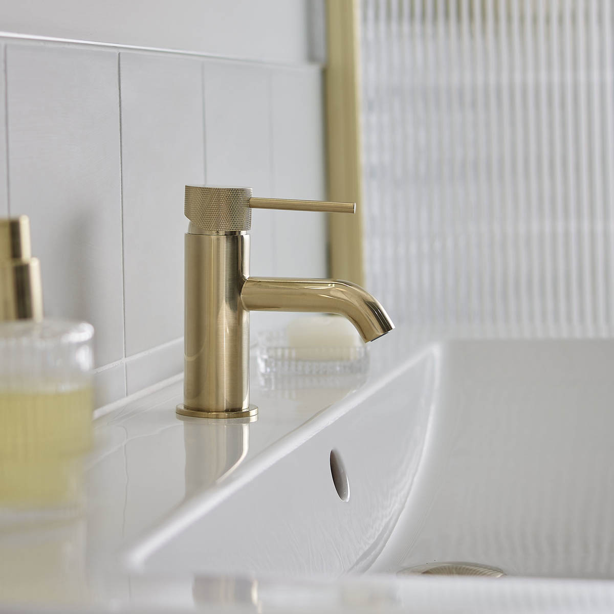 Aquadry Bathroom Basin Tap Brushed Bronze Effect Round Single Lever Contemporary - Image 5