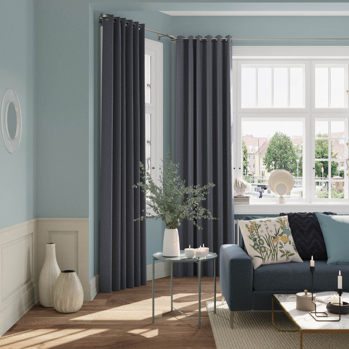 Valgreta Deep navy Velvet Lined Eyelet Curtain (W)117cm (L)137cm, Pair - Image 2