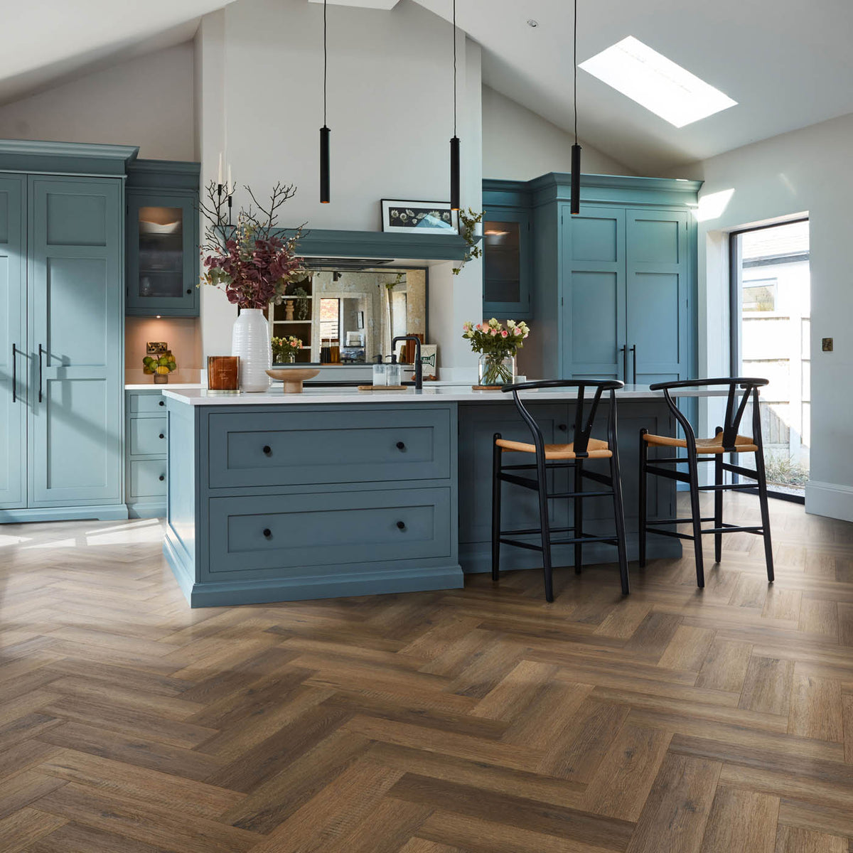 Vinyl Click Plank Flooring Dark Brown Oak Effect Waterproof T6.5mm 1.95m² - Image 2