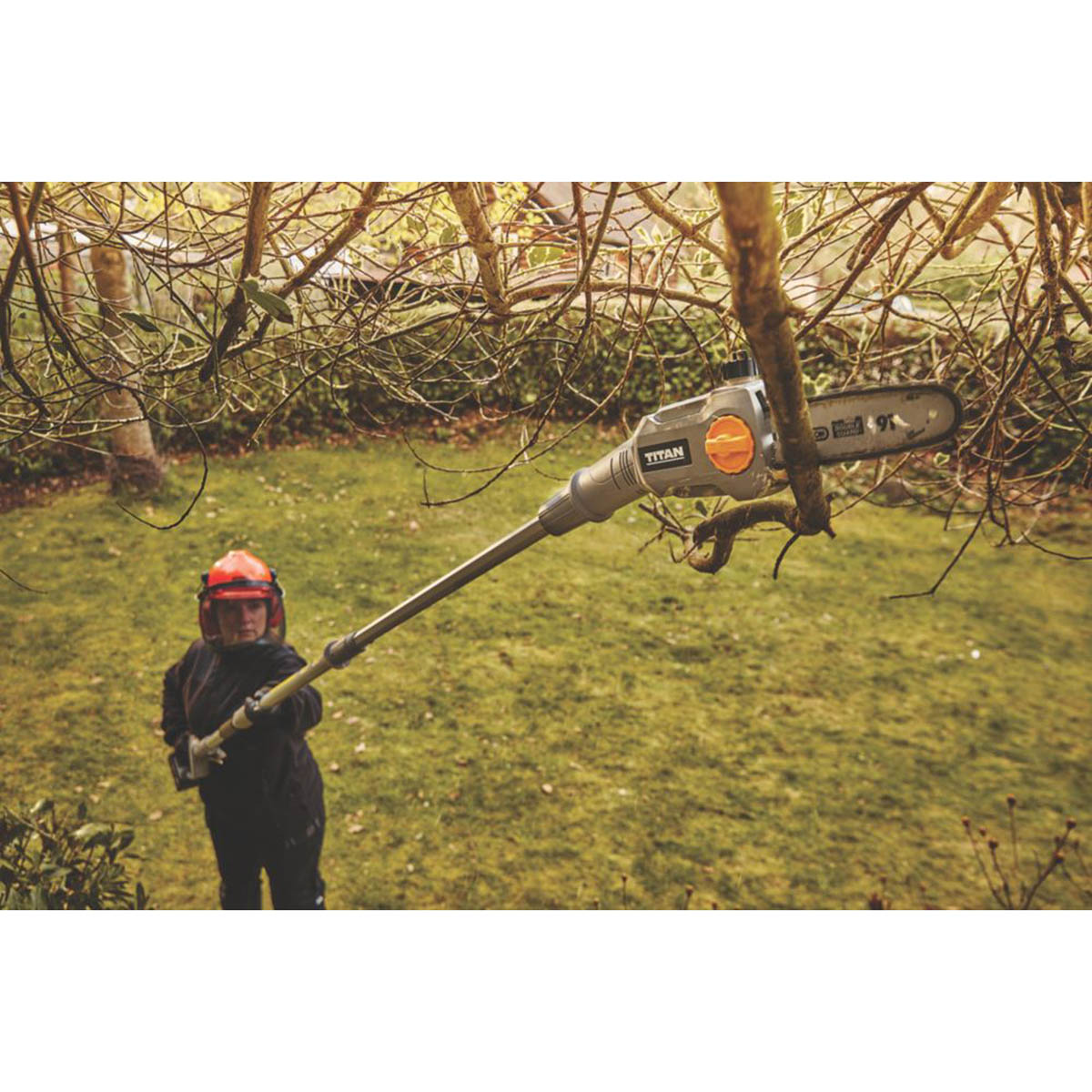 Titan Garden Pole Saw TTPS1820-Li Cordless 18V Li-Ion TXP 200mm Body Only - Image 2