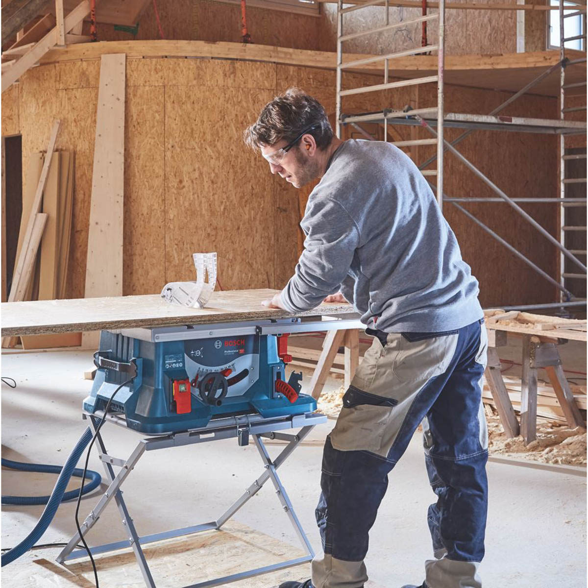 Bosch Table Saw and Stand GTS 635-216 Corded Electric Compact 216mm 1600W 240V - Image 3