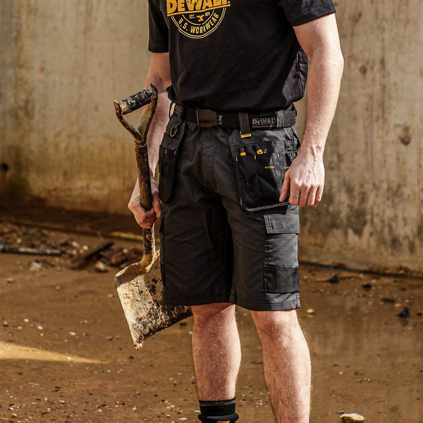 DeWalt Work Shorts Mens Grey Stretch Breathable Multi Pockets Cargo 36W - Image 2