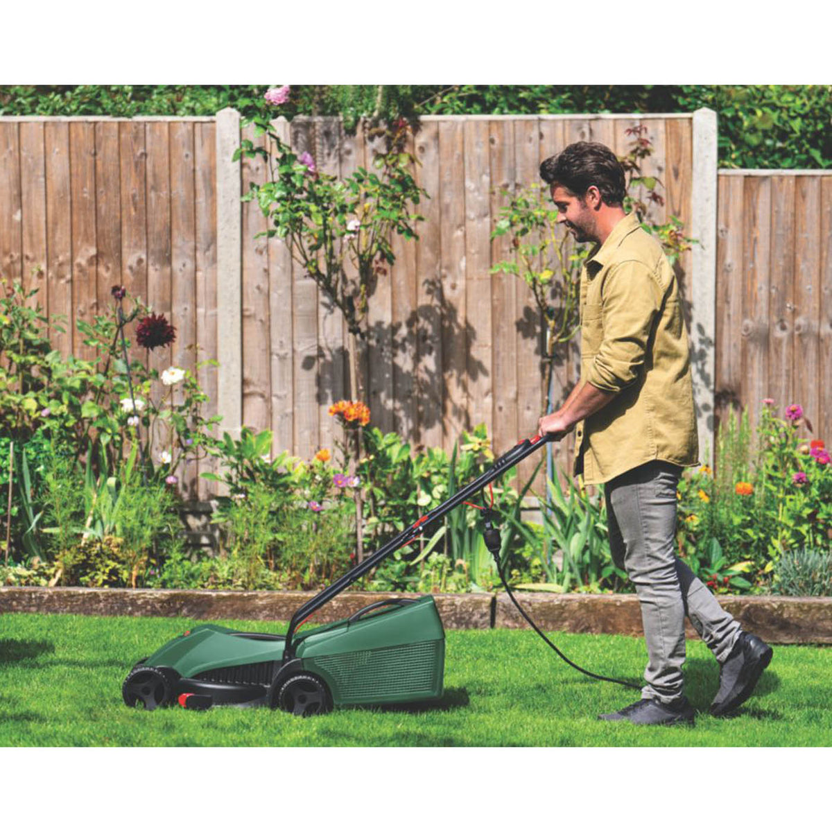 Bosch Lawnmower Electric EasyRotak 32cm Garden Grass Cutter Lightweight 1200W - Image 3