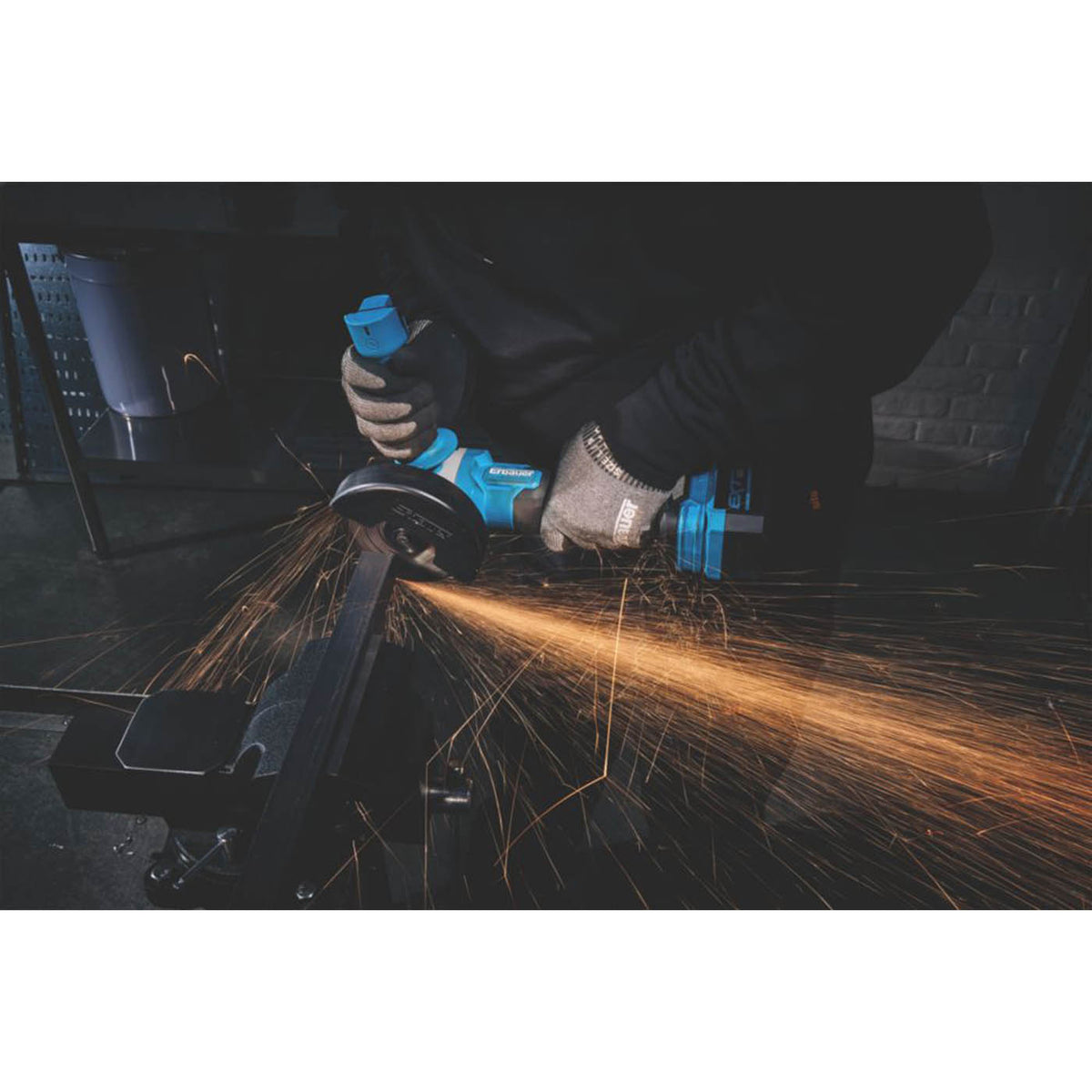 Erbauer Angle Grinder ERI1082GRD Cordless Compact 18V 1 x 4.0Ah Li-Ion EXT 4.5" - Image 6