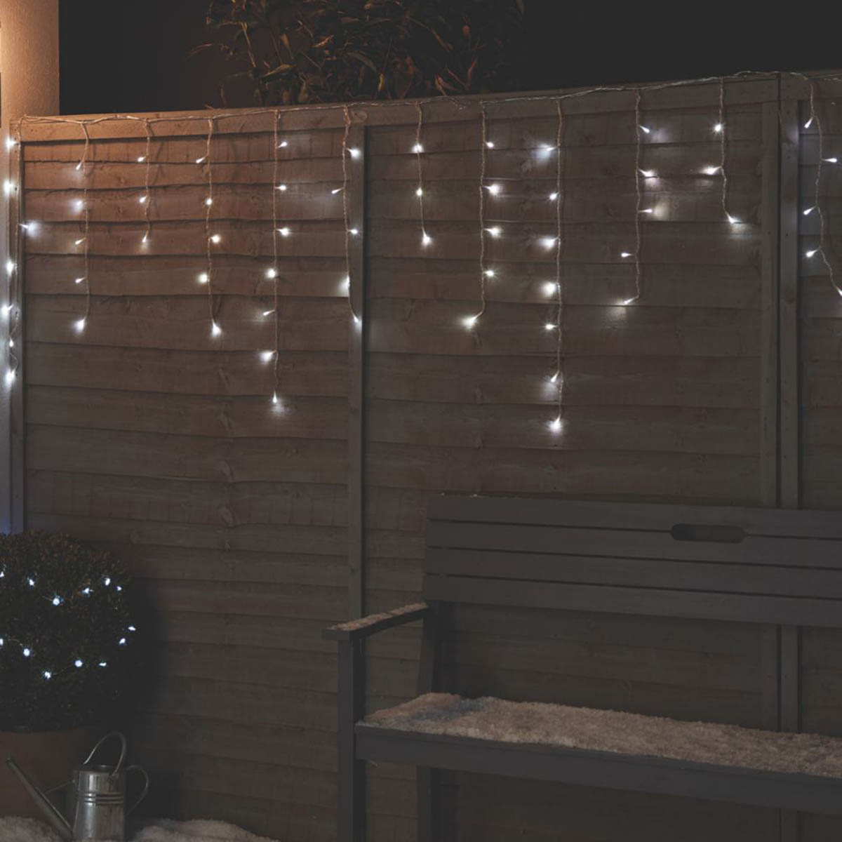 088 Christmas String Lights 720 LED Icicle Ice White Timer Indoor 17.8m - Image 4