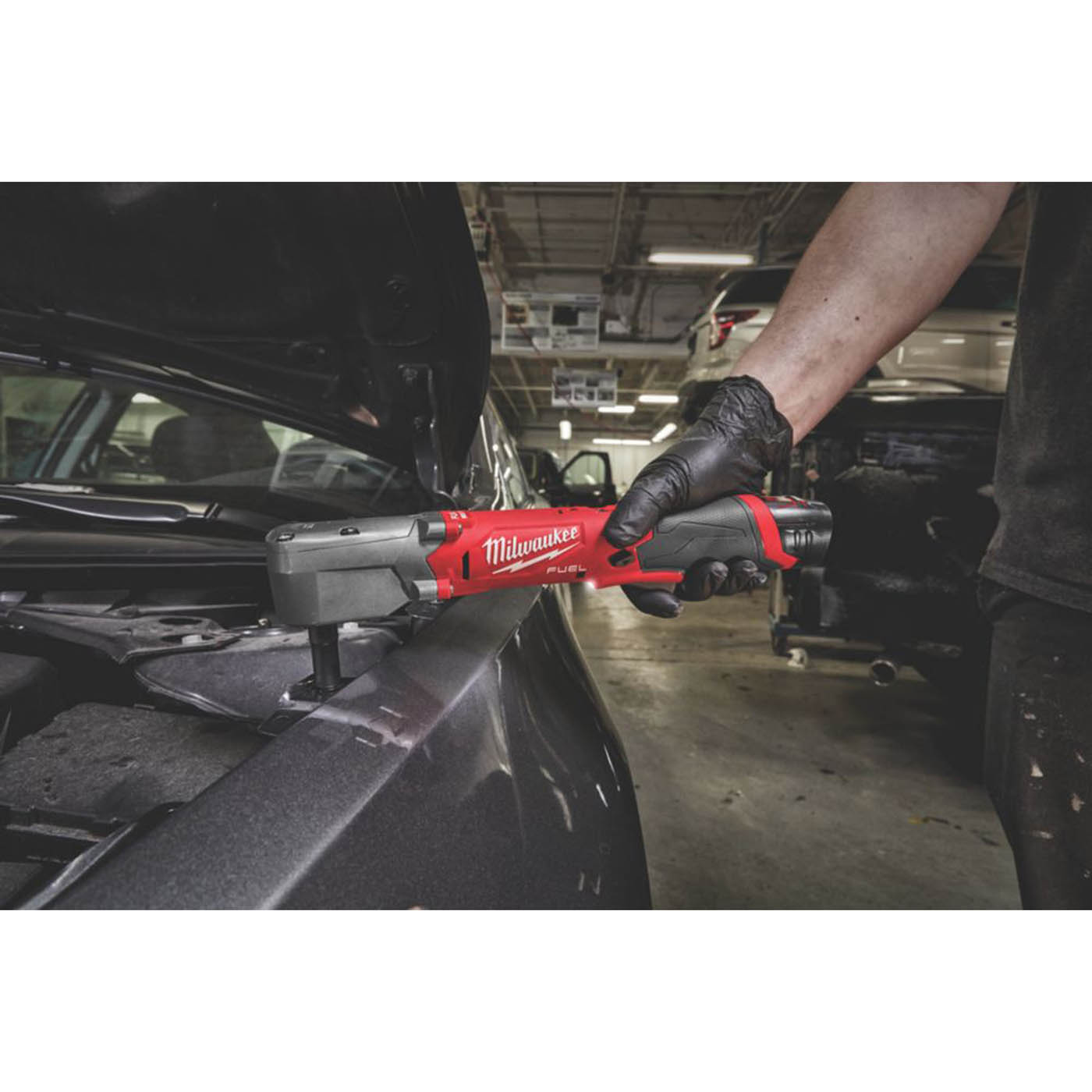 Milwaukee Right Angle Impact Wrench M12 FRAIWF38-622X FUEL 12V 2 x 2.0/6.0Ah 3/8" - Image 5
