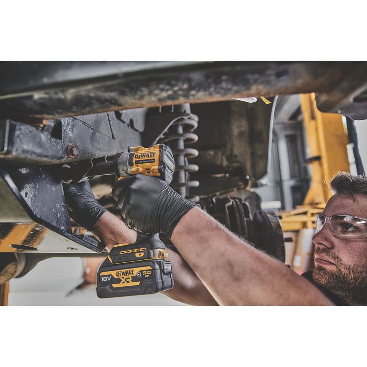 DeWalt Impact Wrench Cordless 18V Li-Ion DCF921N-XJ Brushless Compact Body Only - Image 5