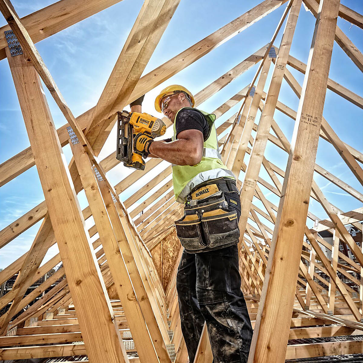 DeWalt Nail Gun Cordless 18V Li-ion DCN692N-XJ First Fix 90mm Compact Body Only - Image 4