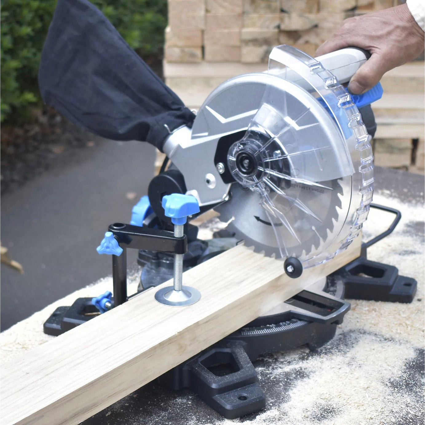 Mac Allister Compound Mitre Saw MMIS210C-B 1500W 220-240V 210mm - Image 4