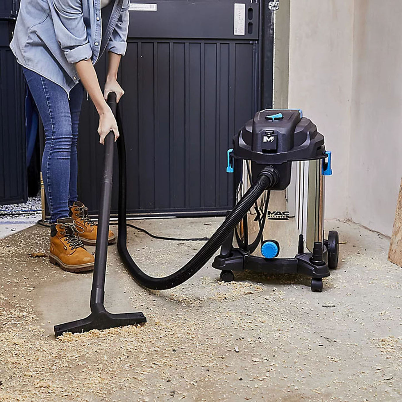 Mac Allister Wet And Dry Vacuum Cleaner Electric MWDV30LA Portable 30L 1400W - Image 2