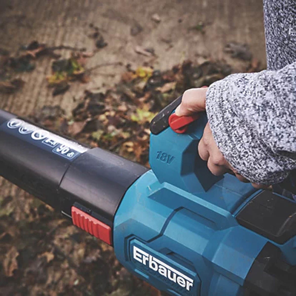Erbauer Garden Leaf Blower ERI1025GBL Cordless Powerful Durable 18V Li-Ion - Image 4