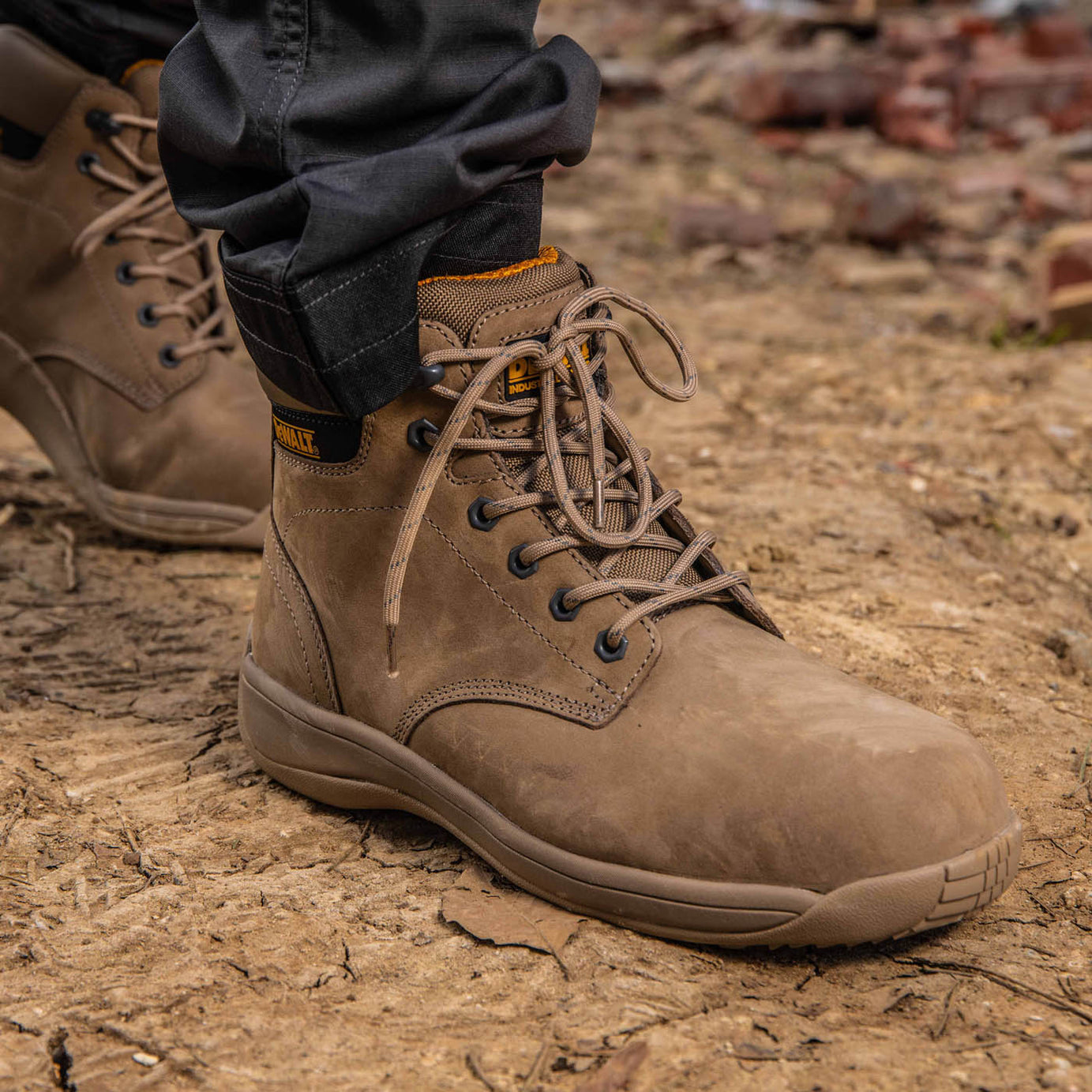 DeWalt Safety Boots Men's Standard Fit Brown Work Shoes Steel Toe Size 9 - Image 4