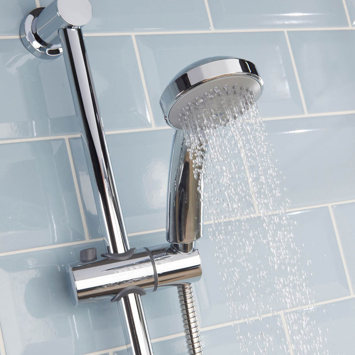 Bristan Frenzy Chrome effect Rear fed Thermostatic Mixer Shower & 1.5m hose length - Image 8