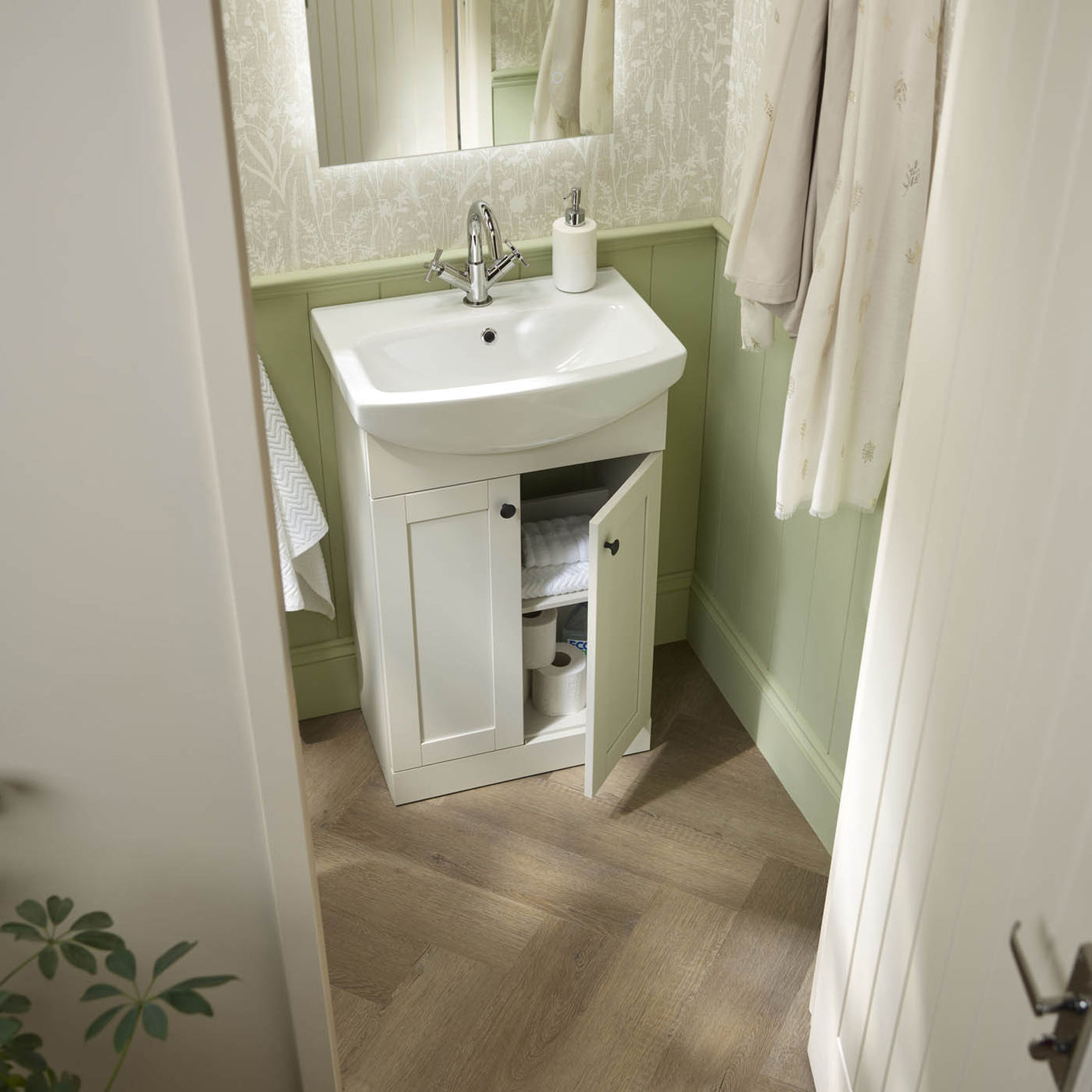 Vinyl Click Plank Flooring Mid Brown Oak Effect Waterproof T6.5mm 1.95m² - Image 5