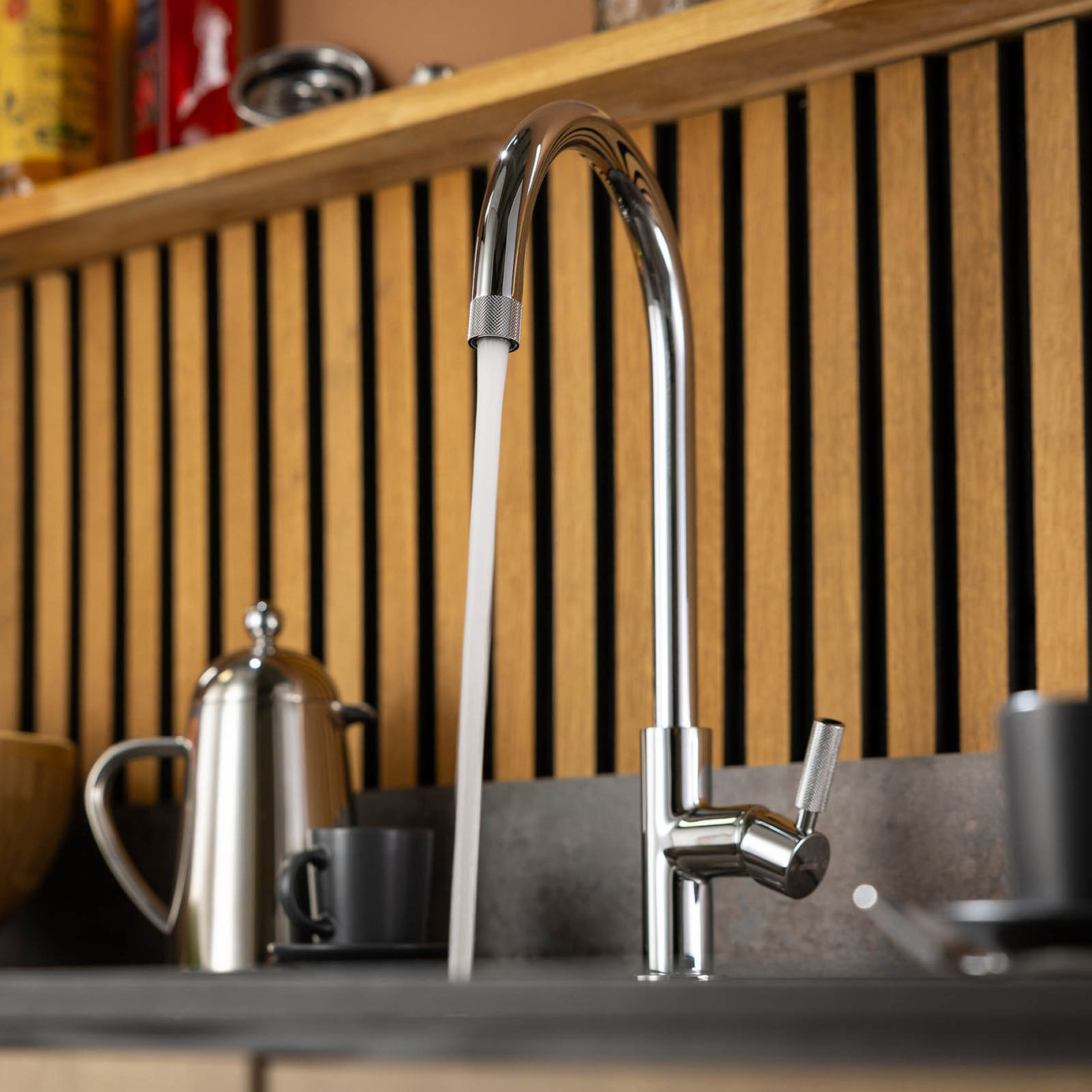 Abode Kitchen Sink Tap Mixer Chrome Single Side Lever Swivel Spout Faucet - Image 6