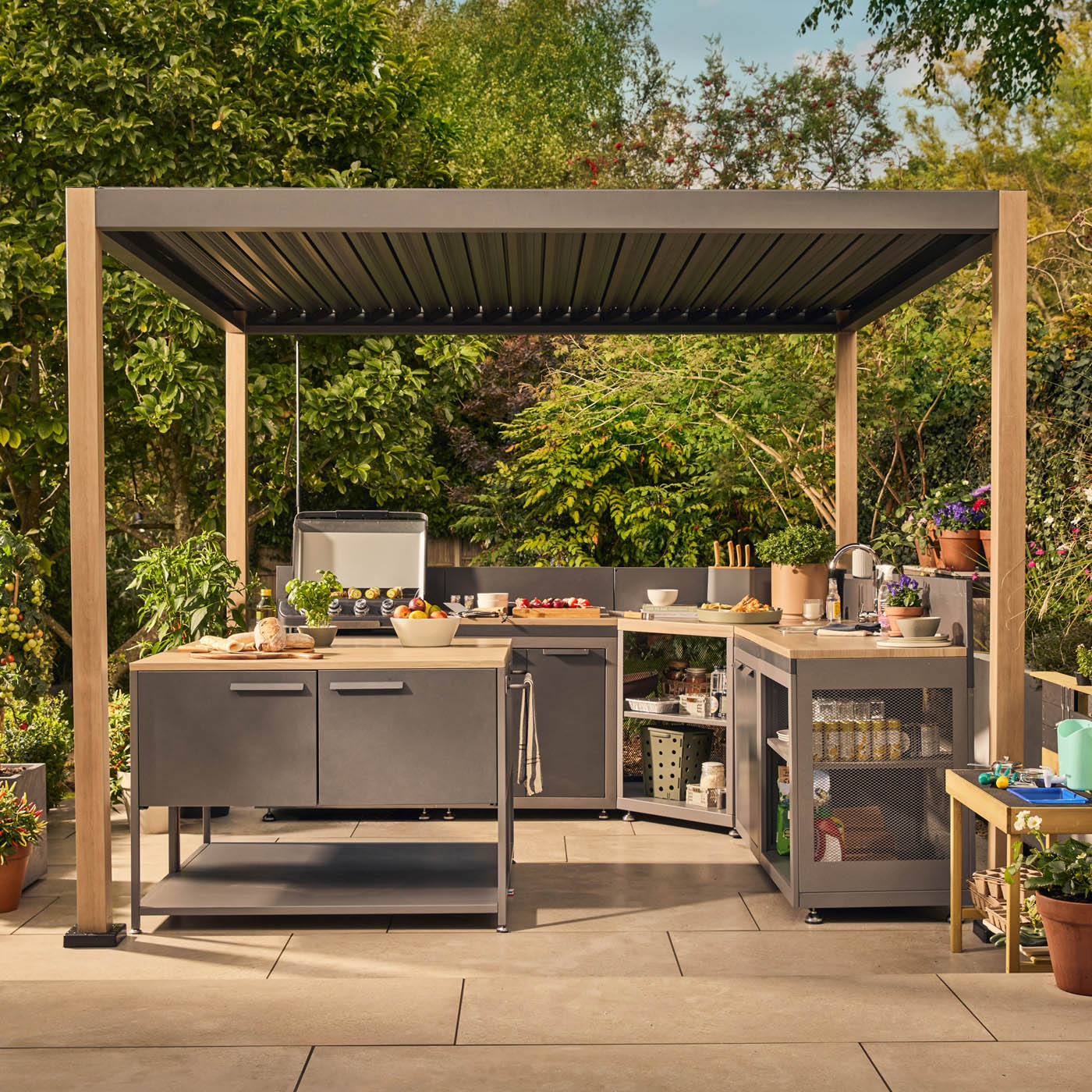 GoodHome Cucino Powder-coated Grey Open Steel Wood effect Outdoor kitchen cabinet unit - Image 4