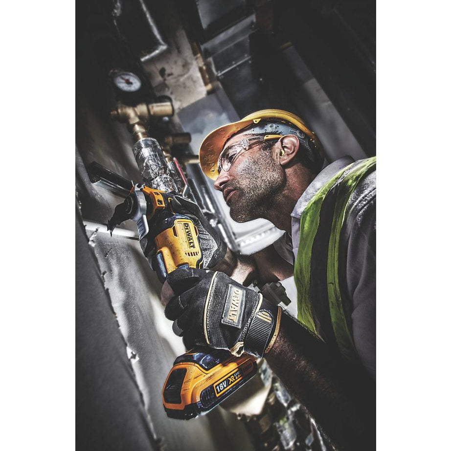 DeWalt Multi Tool Cordless 18V Li-Ion DCS355N-XJ Brushless Compact Body Only - Image 3