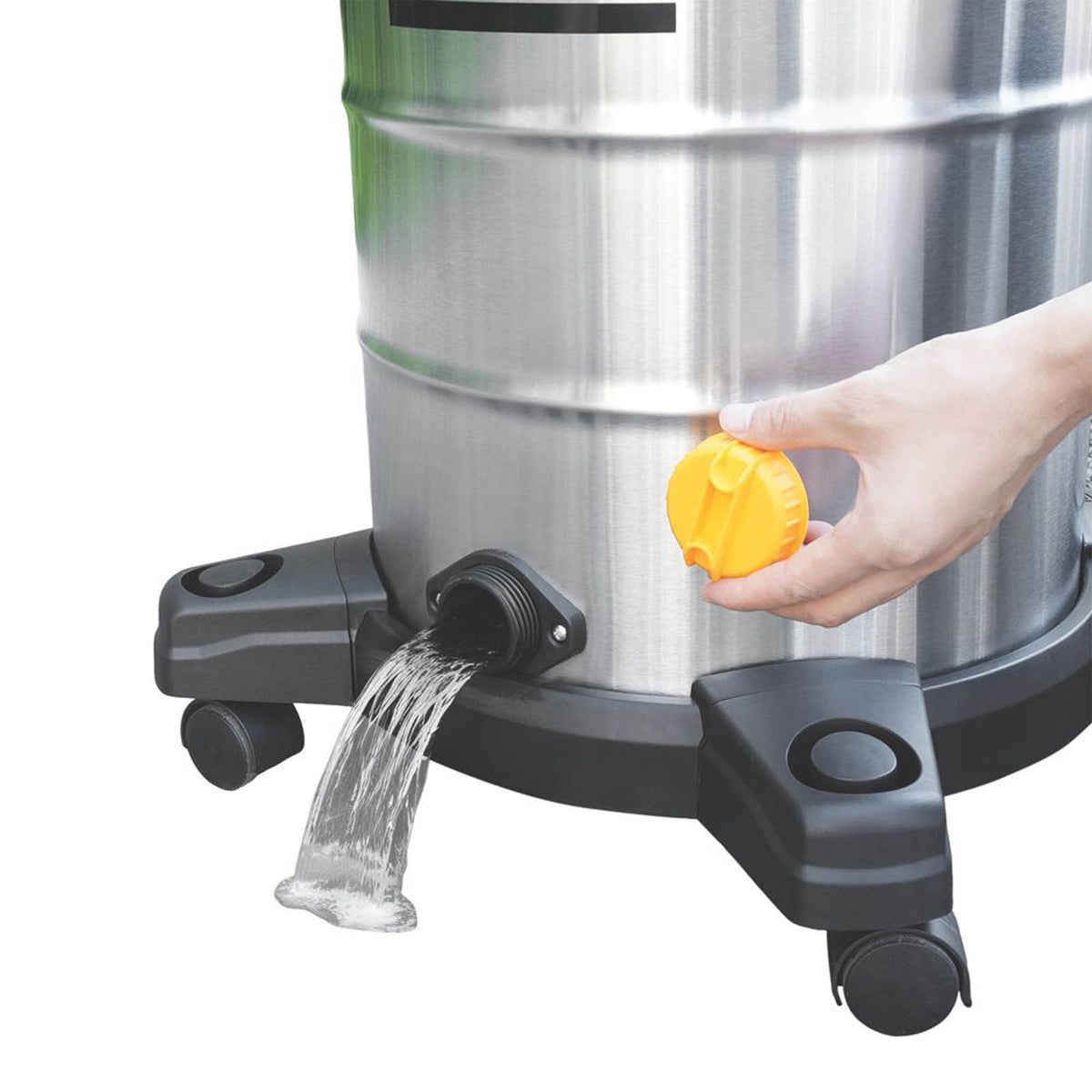 Titan TTB1353VAC 1400W 40Ltr  Wet & Dry Vacuum 220-240V - Image 6