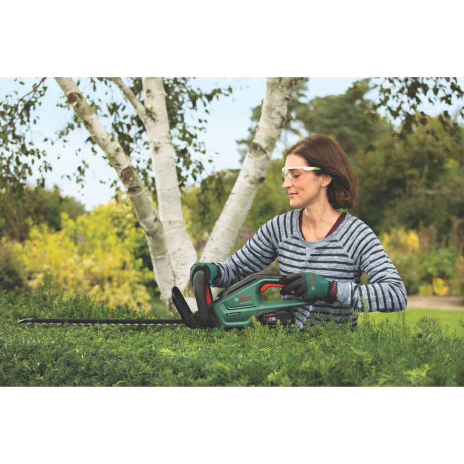 Bosch Hedge Trimmer Universal Cordless 55cm 18V Li-Ion Power for All Body Only - Image 2