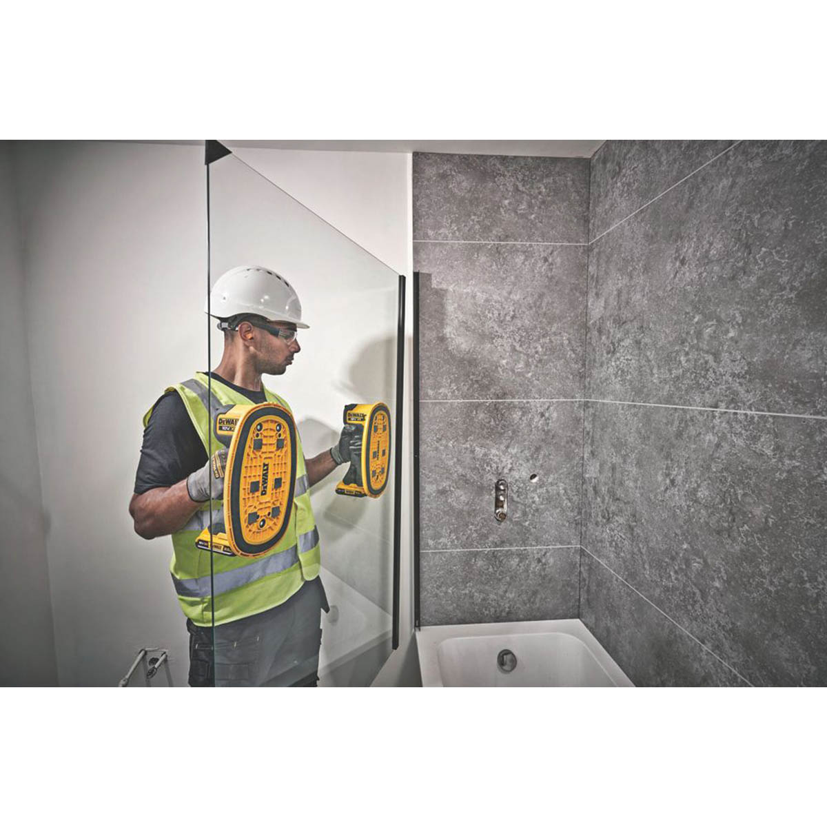 DeWalt Lifter Single Cup Suction Cordless 18V Li-Ion DCE590N-XJ 120Kg Body Only - Image 5