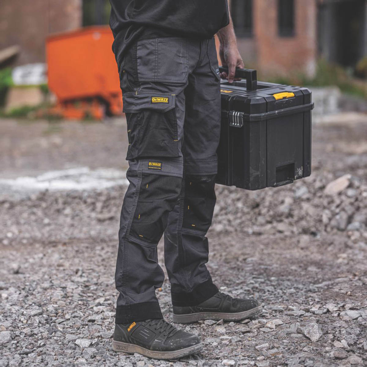 DeWalt Work Trousers Mens Slim Fit Black Grey Cargo Multi Pockets 32"W 31"L - Image 3