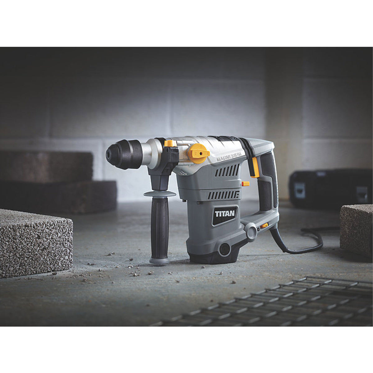 Titan Hamer Drill SDS Plus TTB653SDS Corded Electric Powerful 3-Functions - Image 2