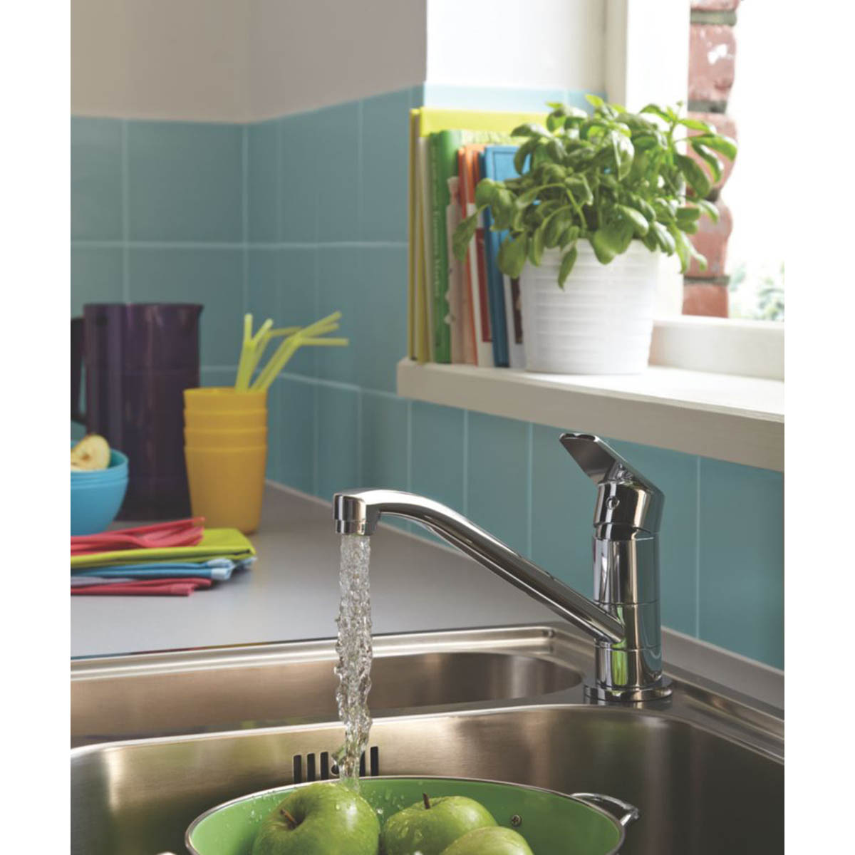 Bristan Kitchen Sink Tap Mono Mixer Chrome Single Lever Swivel Spout Faucet - Image 2