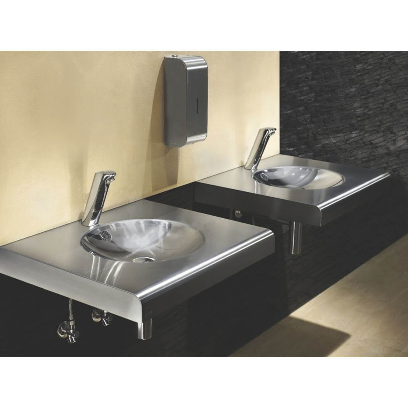 Franke Protronic-S Touch-Free Battery Powered Bathroom Basin Mixer Tap Chrome - Image 2