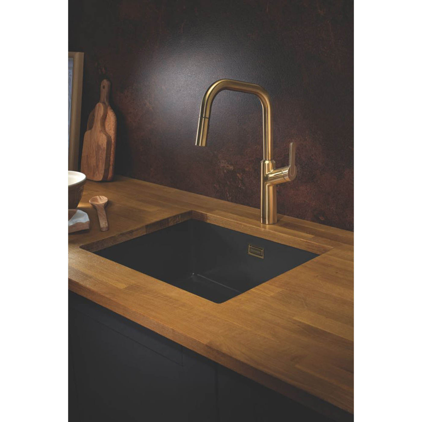 Clearwater Kitchen Sink Tap Pull-Out Santor Single Lever Brushed Brass PVD - Image 3