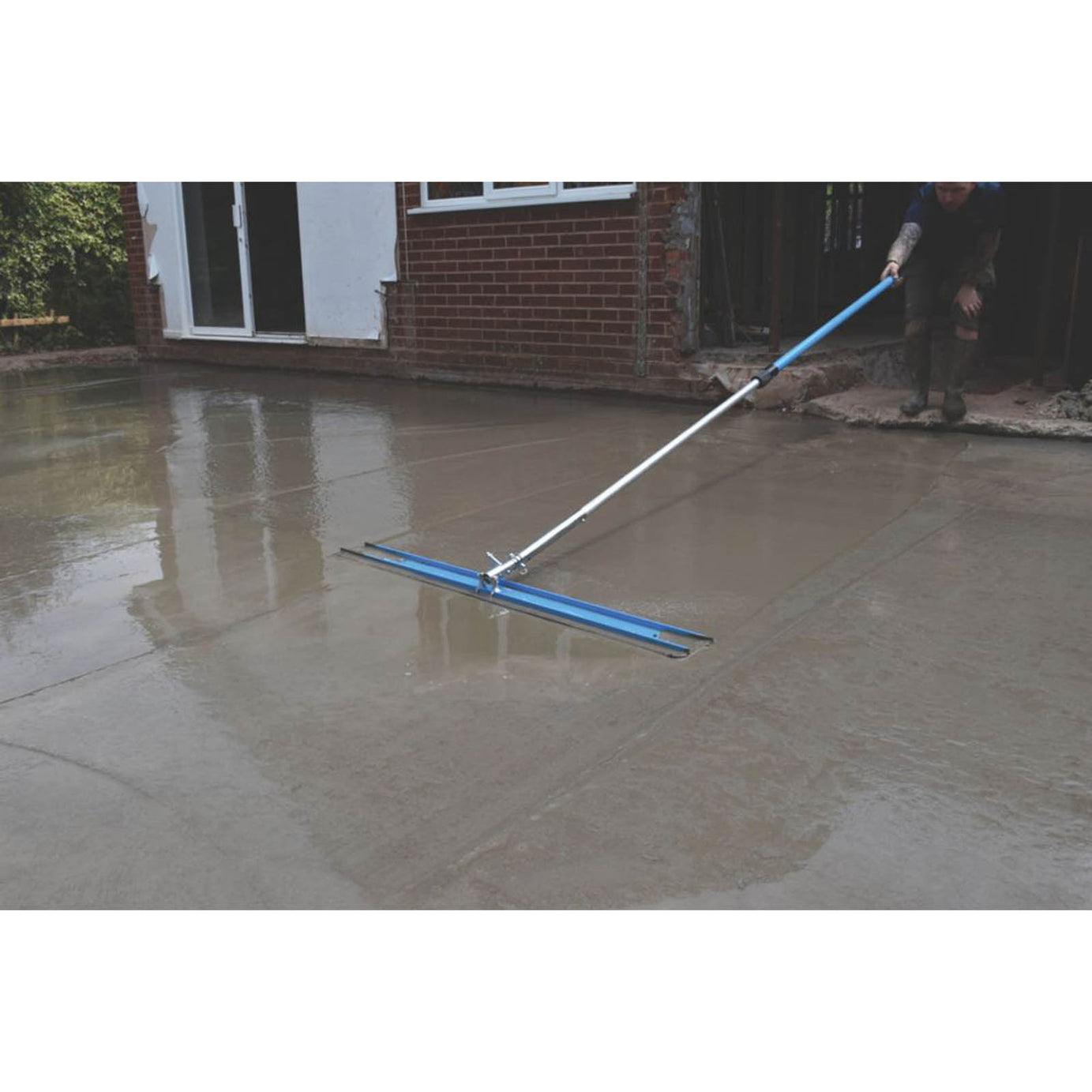 OX Pro Concrete Bull Float Extendable 47" x 6½" - Image 4