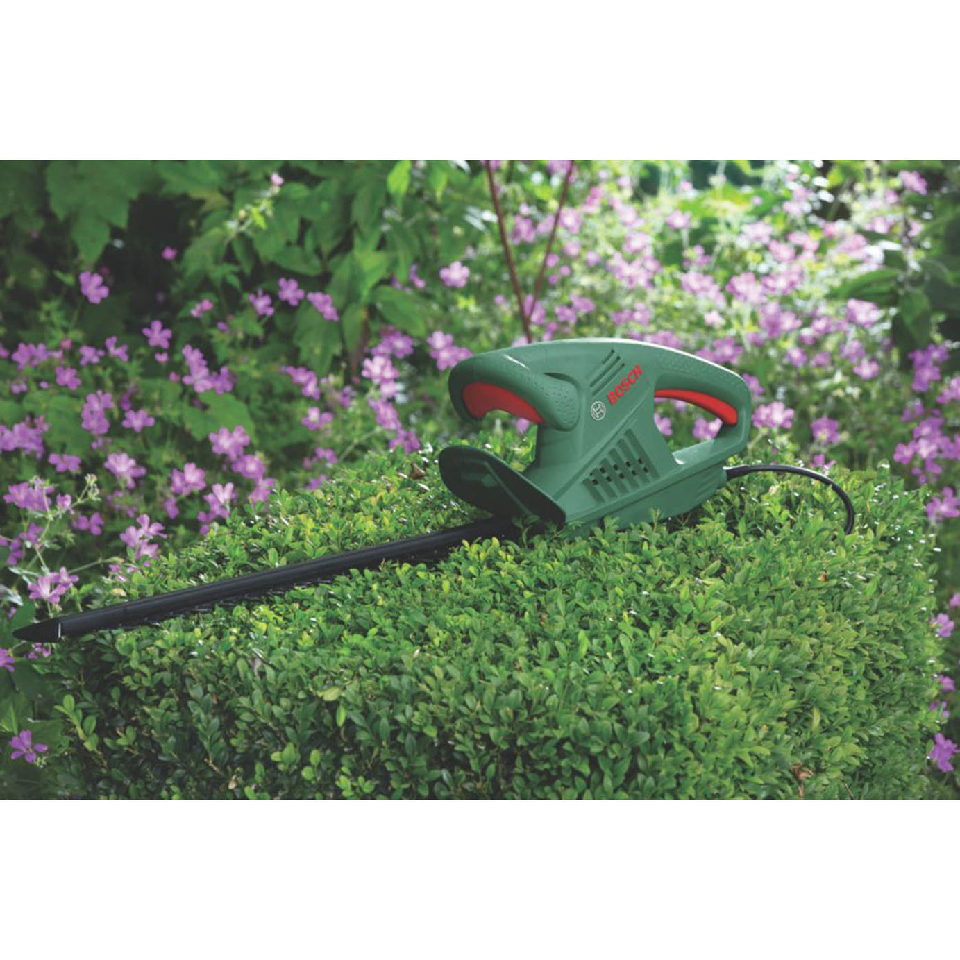 Bosch Hedge Trimmer EasyHedgeCut Corded Electric Lightweight 45cm 420W 230V - Image 3