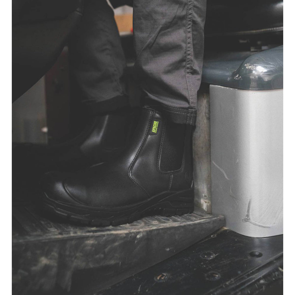 Apache Safety Dealer Boots Unisex Wide Fit Black Work Shoes Composite Toe Size 6 - Image 6